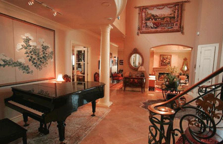 mansion home staging